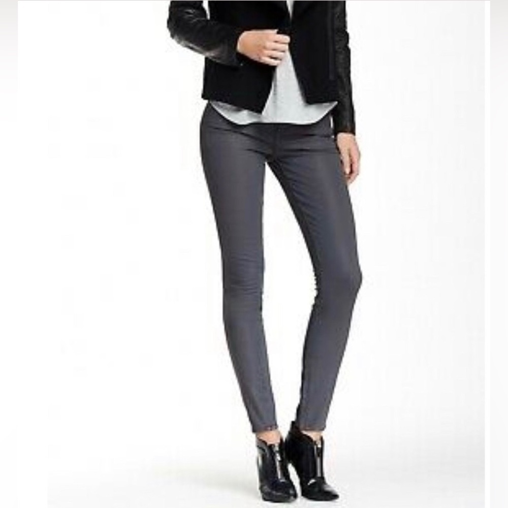 Vince. Women’s  Dylan Skinny Mid Rise Jeans Size 26